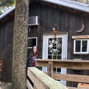 Meet your Posher, Kayla